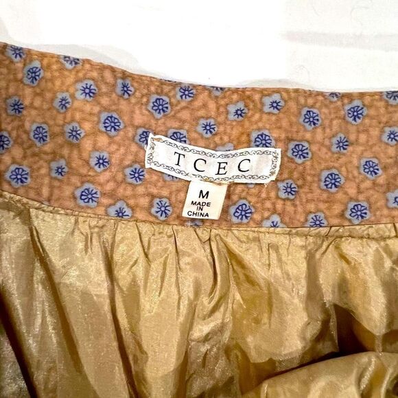 TCEC 100% cotton eyelet scalloped skirt - Picture 6 of 7